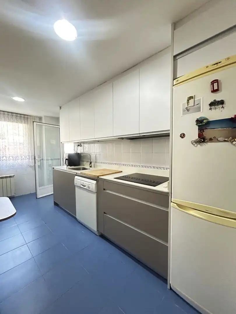 Cocina de Piso en venta en Laguna de Duero con Calefacción y Trastero