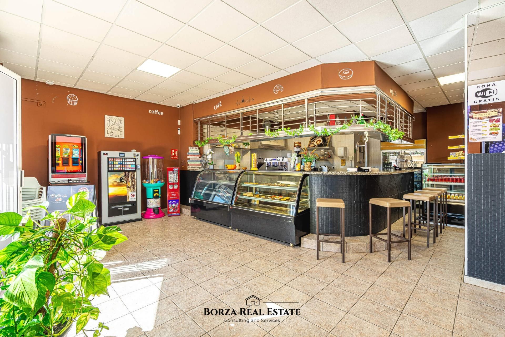 Premises to rent in Calle Calle benito perez armas, Guargacho