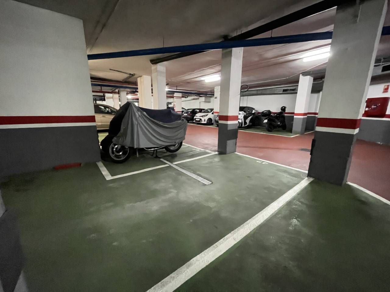 Garage to rent in Valencia, 549, El Camp de l'Arpa del Clot