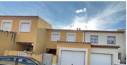 Casa adosada en Venta en Calle Orgaz, 28 en Ajofrín