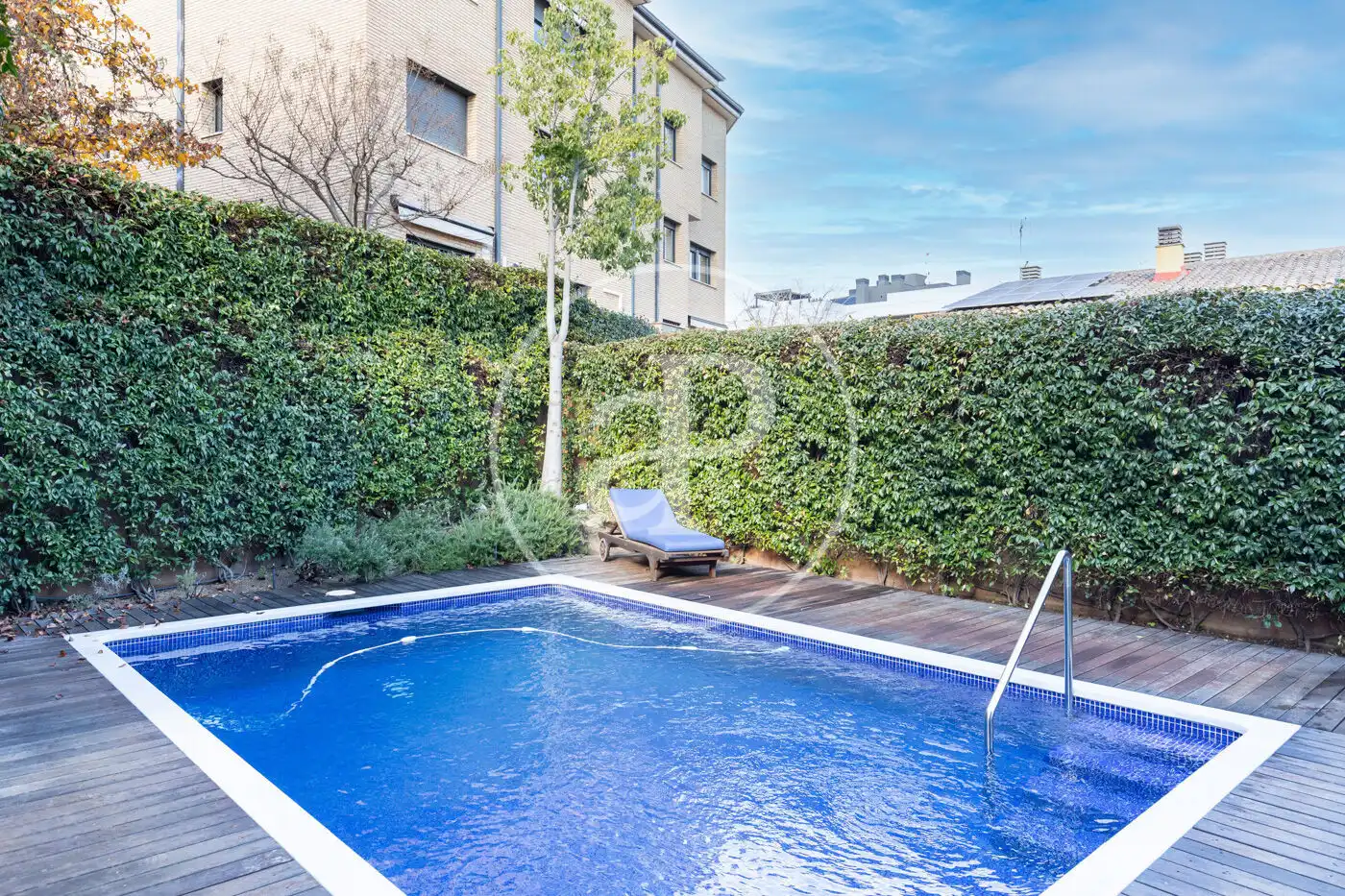 Swimming pool of Houses for sale in Sant Cugat del Vallès  with Air Conditioner, Heating and Private garden