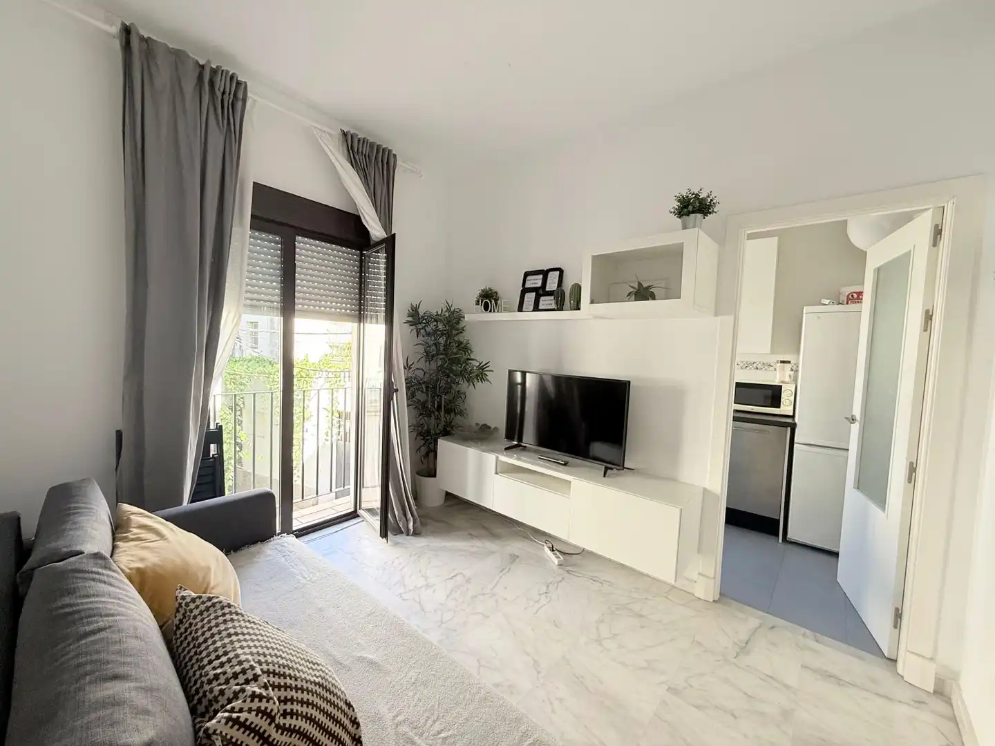 Piso con terraza en venta en Centro, imagen 2