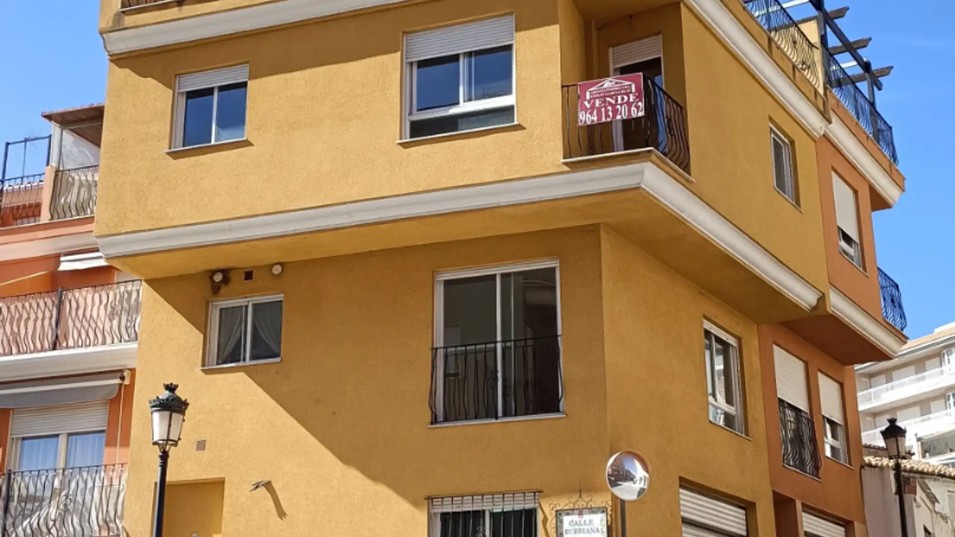 Vista exterior de Casa adosada en venta en Segorbe con Calefacción, Terraza y Balcón