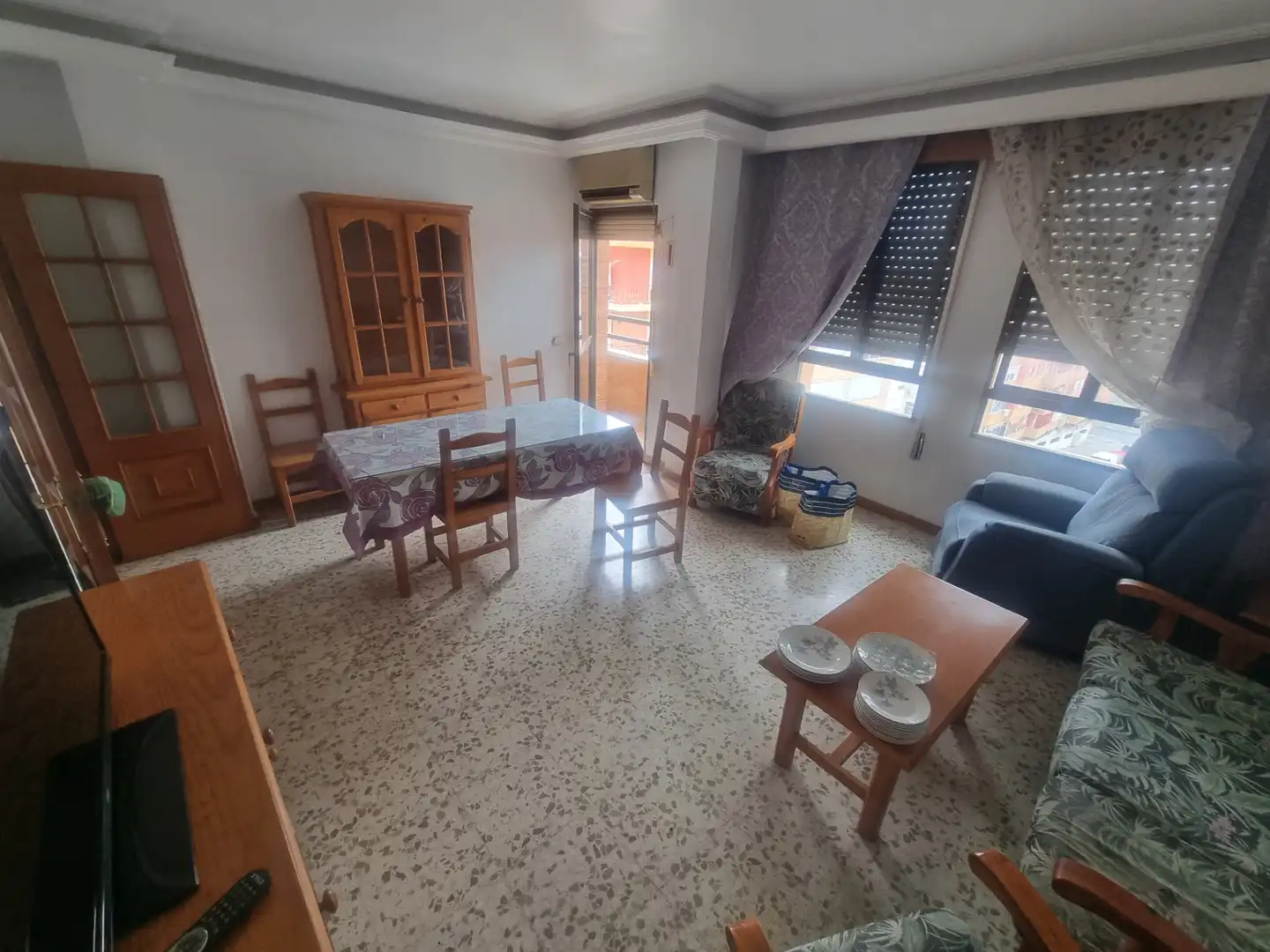 Sala d'estar de Pis en venda en Huelva amb Traster, Moblat i Balcó