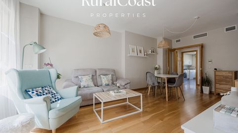 Foto 2 de Pis en venda a Matrona Maria de Gracia Cases Penades, Paus - Poligono San Blas, Alicante / Alacant