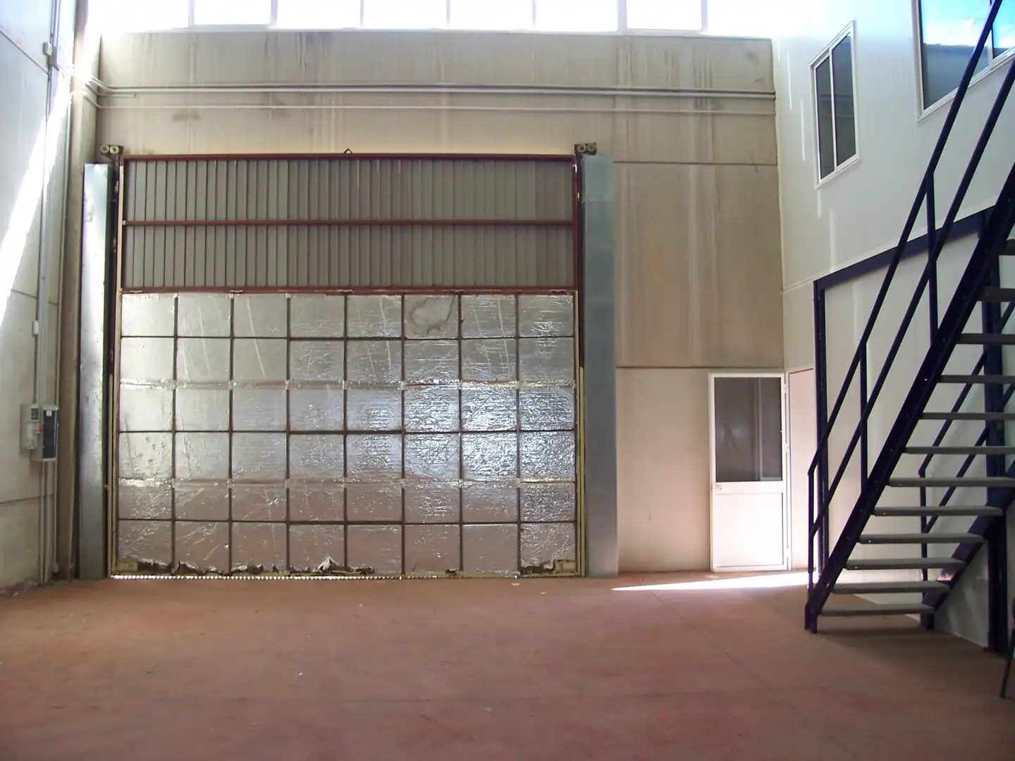 Nave industrial en venta en La Palma del Condado con Alarma