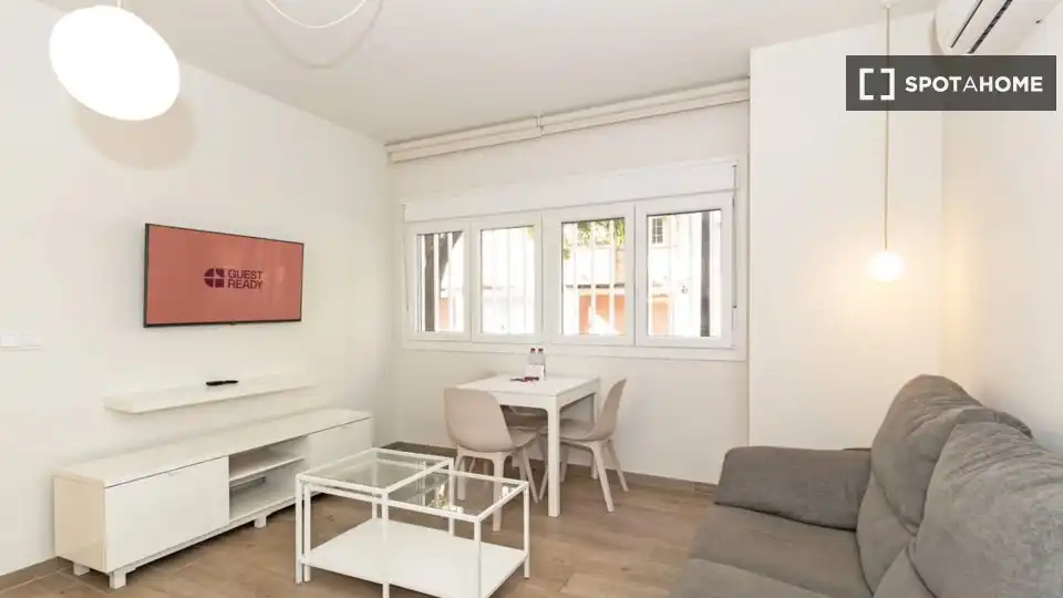 Sala de estar de Piso de alquiler en Valencia con Aire acondicionado, Calefacción y Amueblado