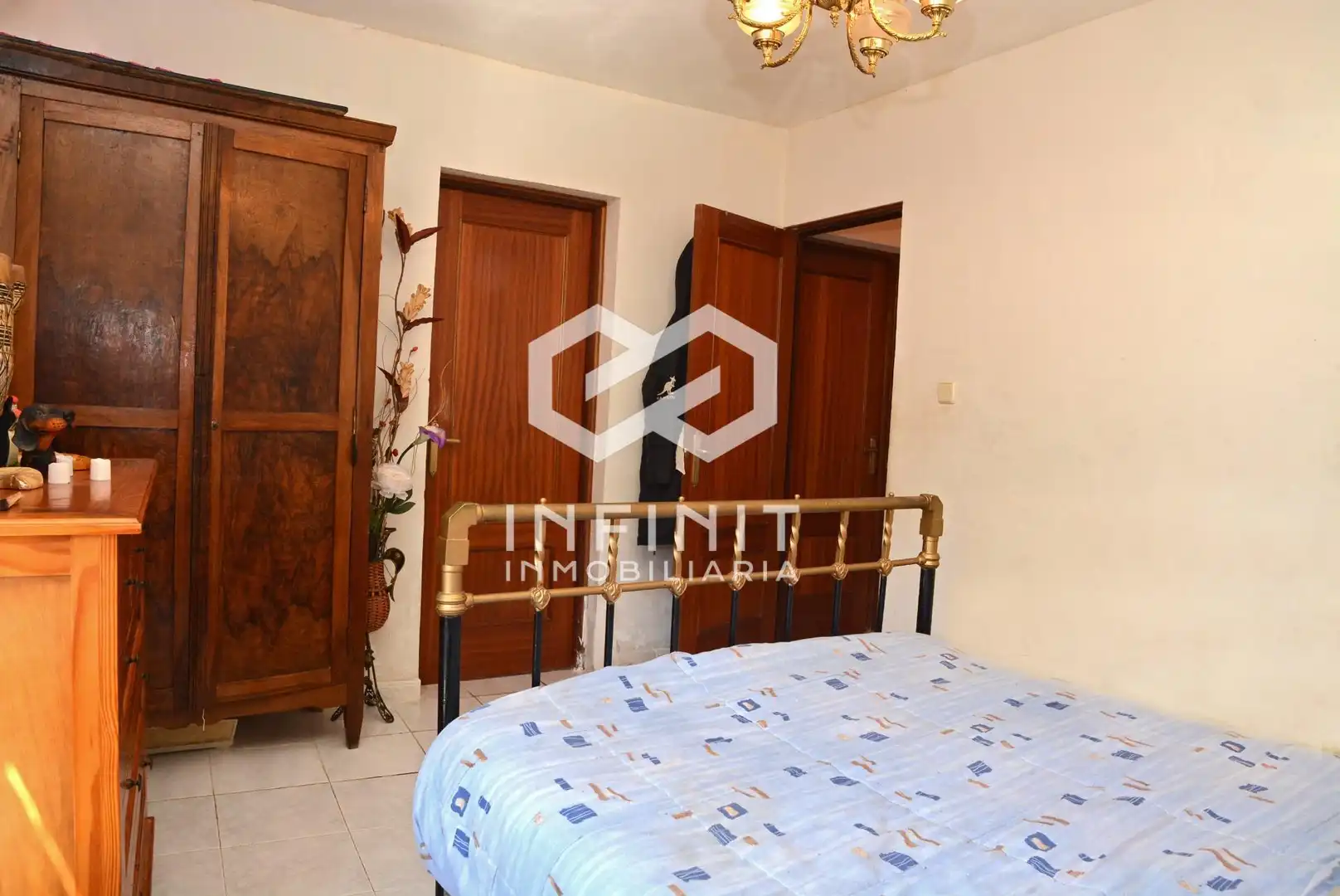 Dormitori de Casa o xalet en venda en Moratilla de los Meleros amb Traster i Balcó