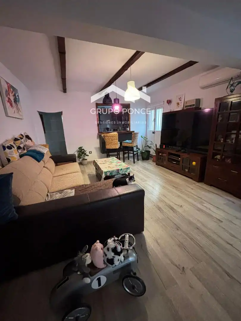 Sala de estar de Casa o chalet en venta en Jerez de la Frontera con Aire acondicionado, Trastero y Amueblado