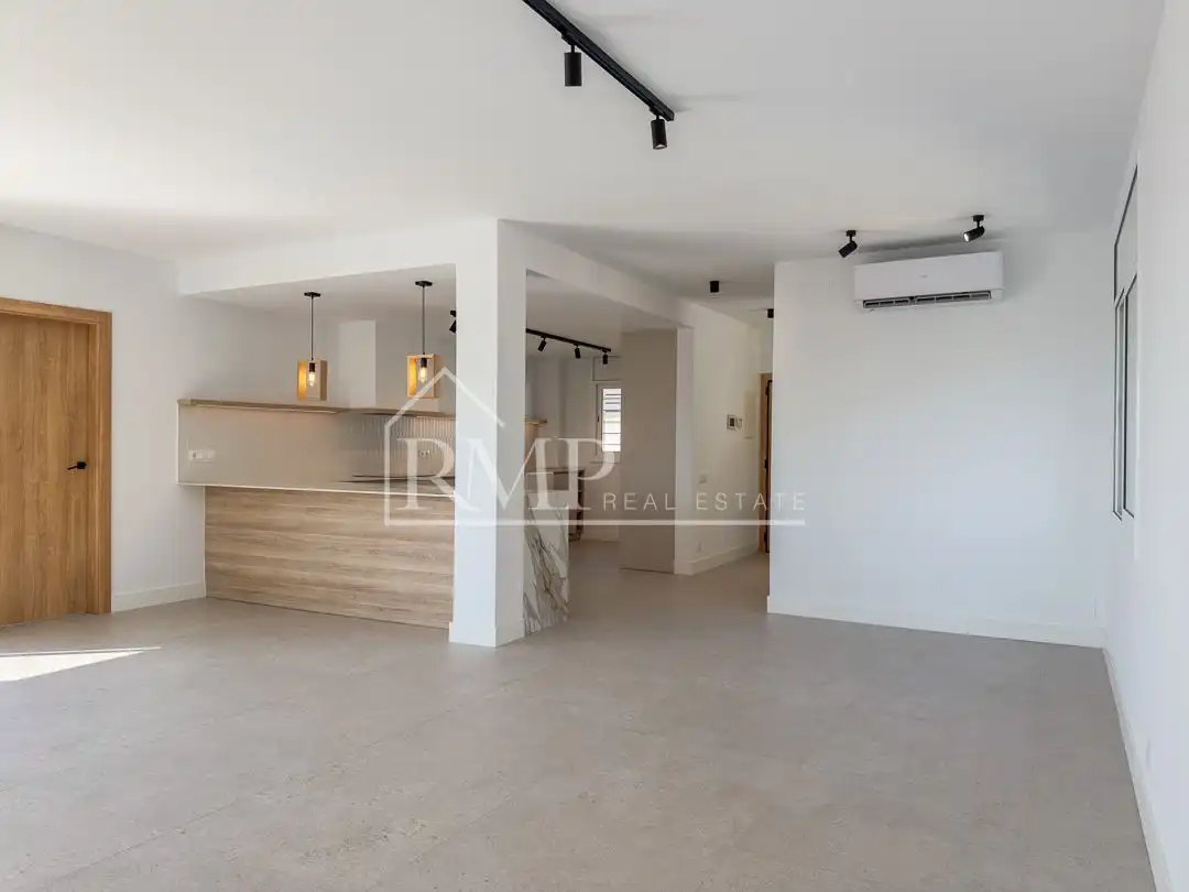 House with pool for sale in Vistamar s/n, imagen 3