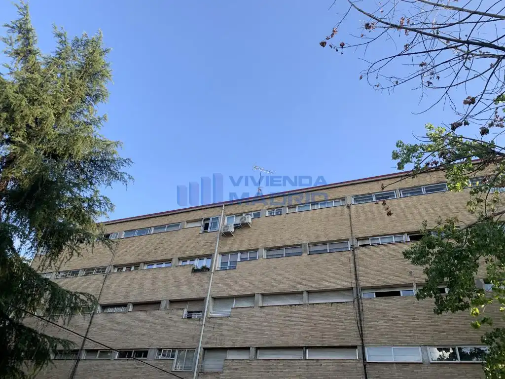 Vista exterior de Piso de alquiler en Madrid con Aire acondicionado y Calefacción