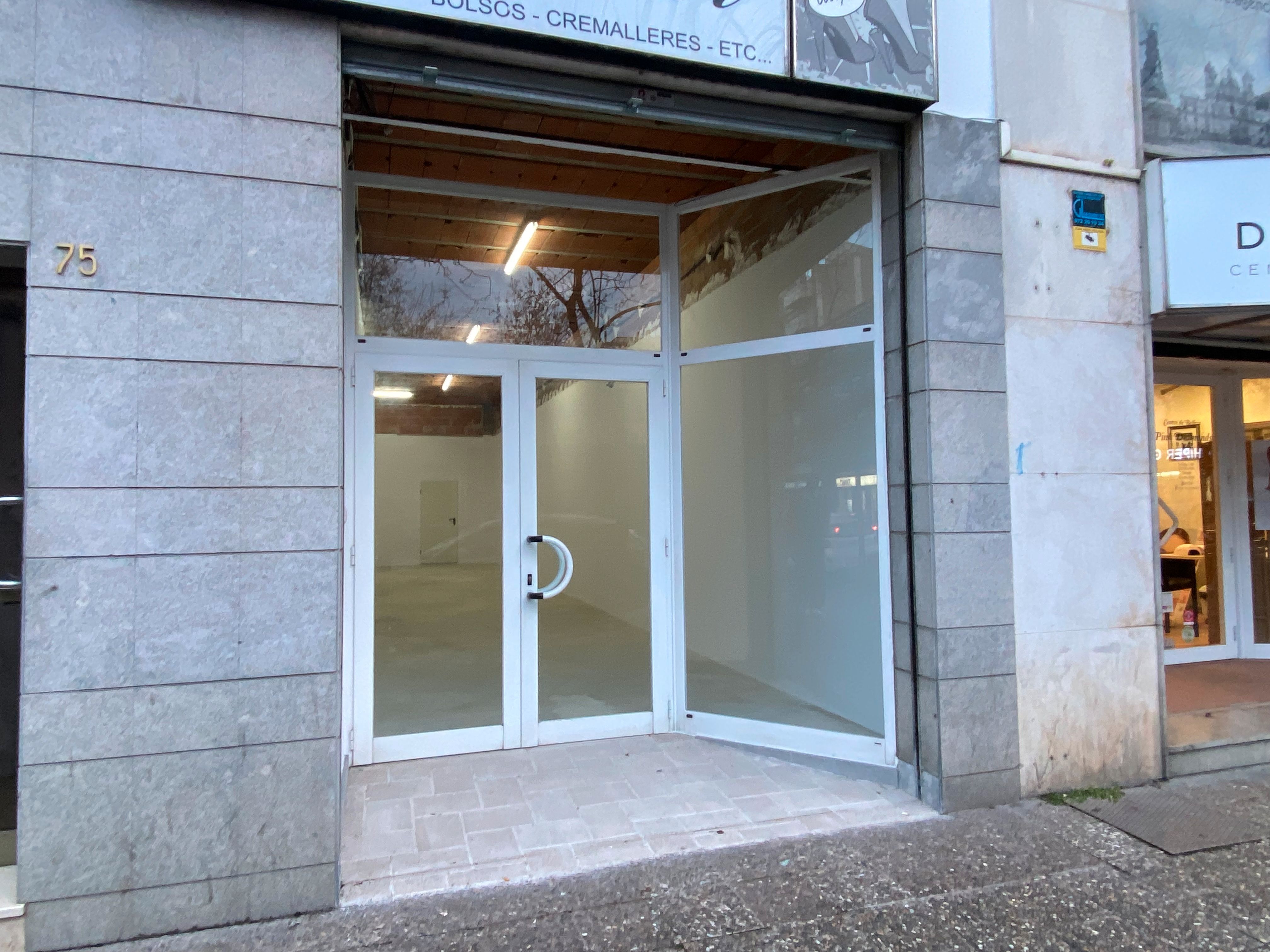 Premises to rent in Girona Capital