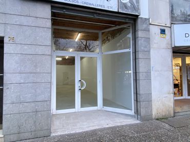 Gewerbefläche zur Miete in Carrer de Santa Eugènia 75