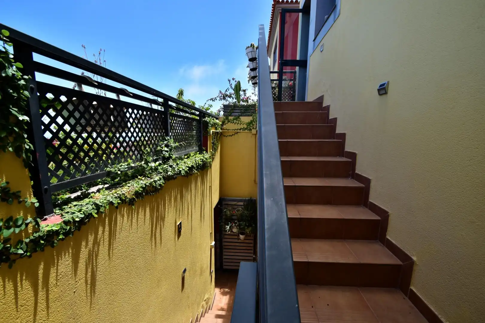 Terraza de Casa adosada de alquiler en San Cristóbal de la Laguna con Aire acondicionado, Calefacción y Jardín privado