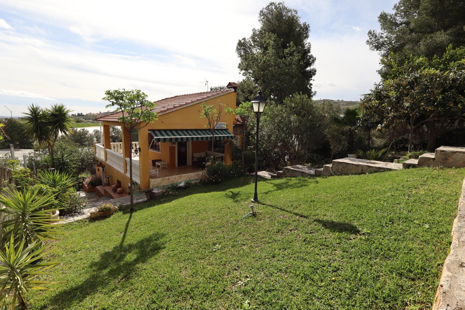 Casa o xalet en venda a Calle Huesca, Sierra Perenchiza - Cumbres de Calicanto - Sto Domingo