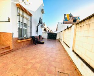 Exterior view of Single-family semi-detached for sale in El Puerto de Santa María  with Air Conditioner, Swimming Pool and Community pool