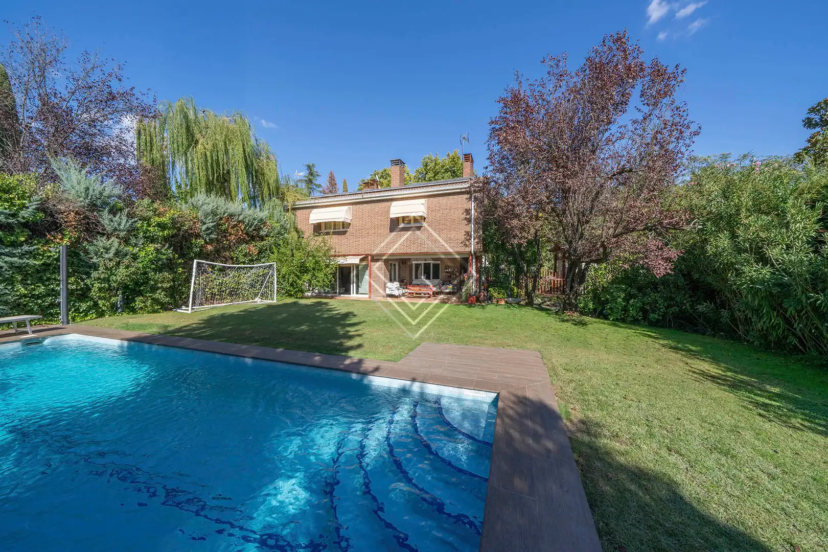 Semi-detached house with pool for sale in Moncloa - Aravaca, imagen 3