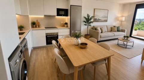 Foto 5 de Piso en venta en Los Guindos - Parque Mediterráneo - Santa Paula, Málaga Capital