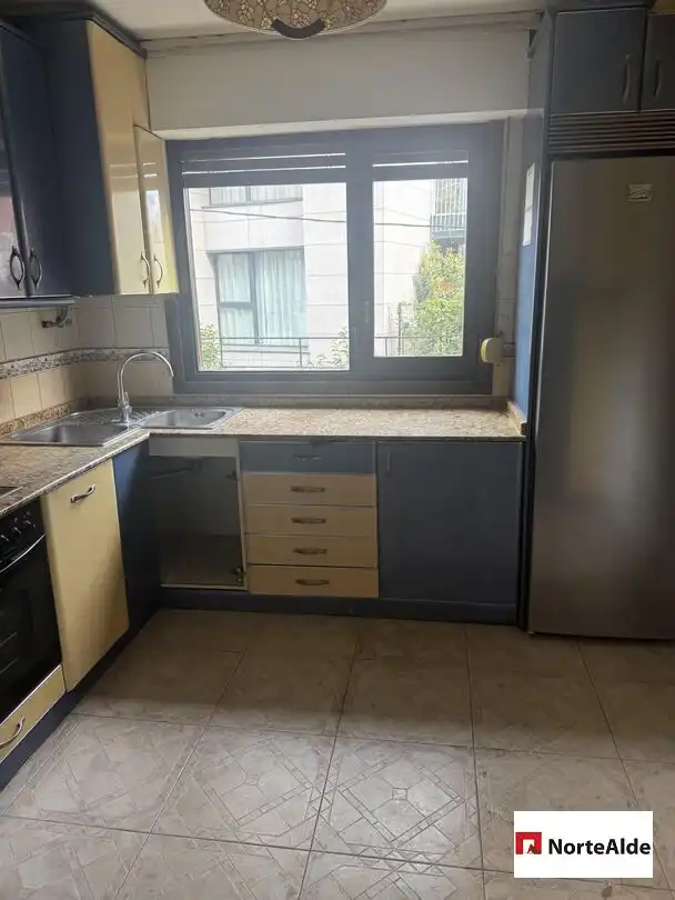 Kitchen of Duplexes for sale in Getxo   with Air Conditioner and Heating