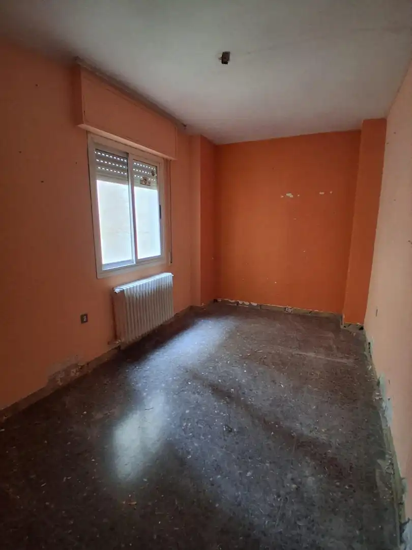 Schlafzimmer von Wohnung zum Verkauf in Albacete mit Balkon
