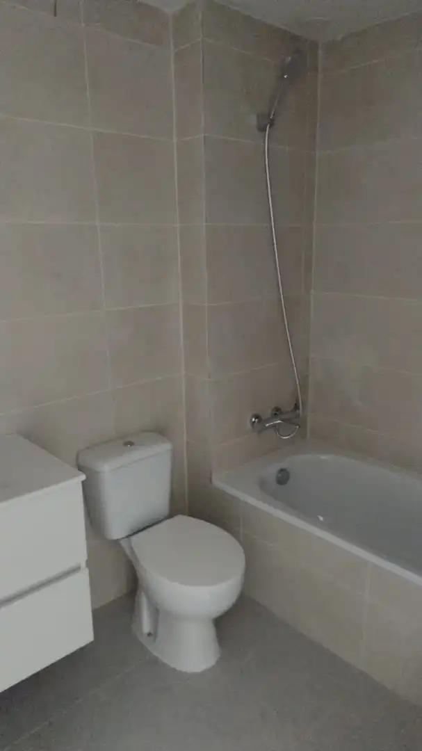 Baño de Piso en venta en Mijas con Parquet, Terraza y Trastero