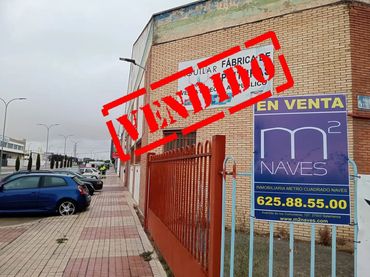 Nave industrial in vendita a Avenida Carbajosa de la Sagrada 12