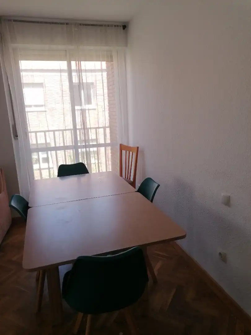 Menjador de Pis en venda en Salamanca amb Calefacció, Parquet i Forn