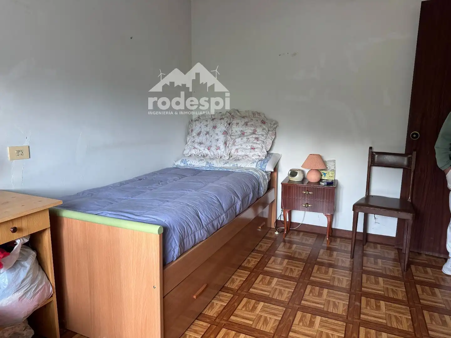 Dormitori de Casa o xalet en venda en Crecente amb Traster i Moblat