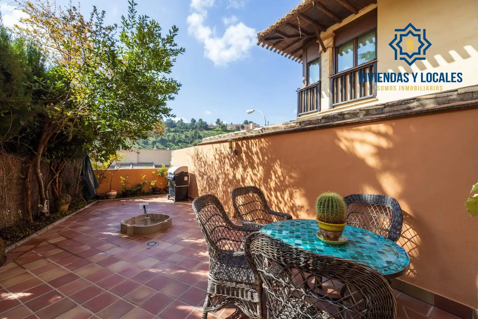 Terraza de Casa adosada en venta en Granada con Aire acondicionado, Calefacción y Jardín privado