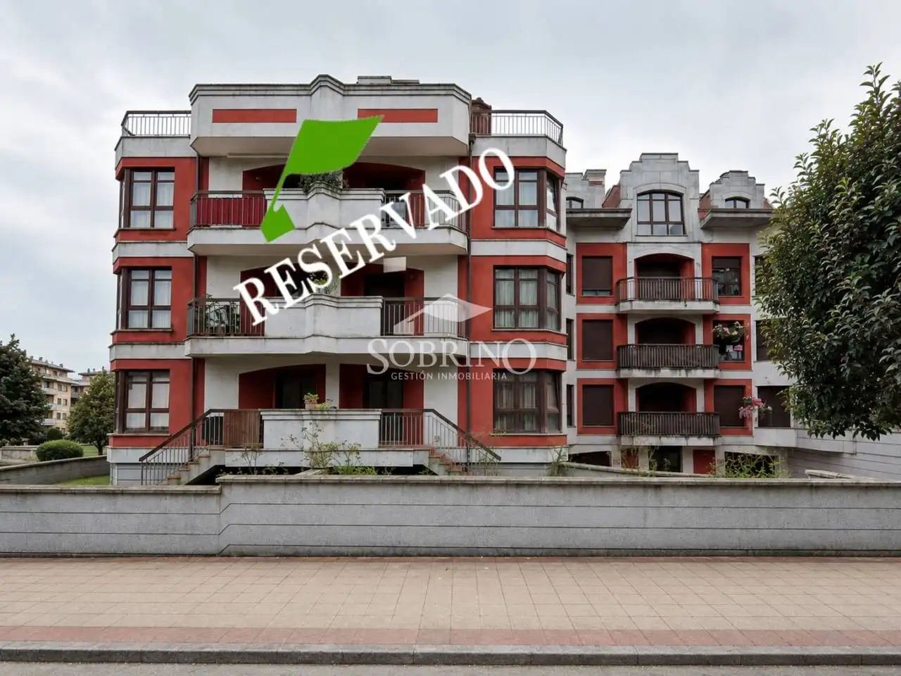 Appartamento con ascensore in vendita a Calle Llanes 1