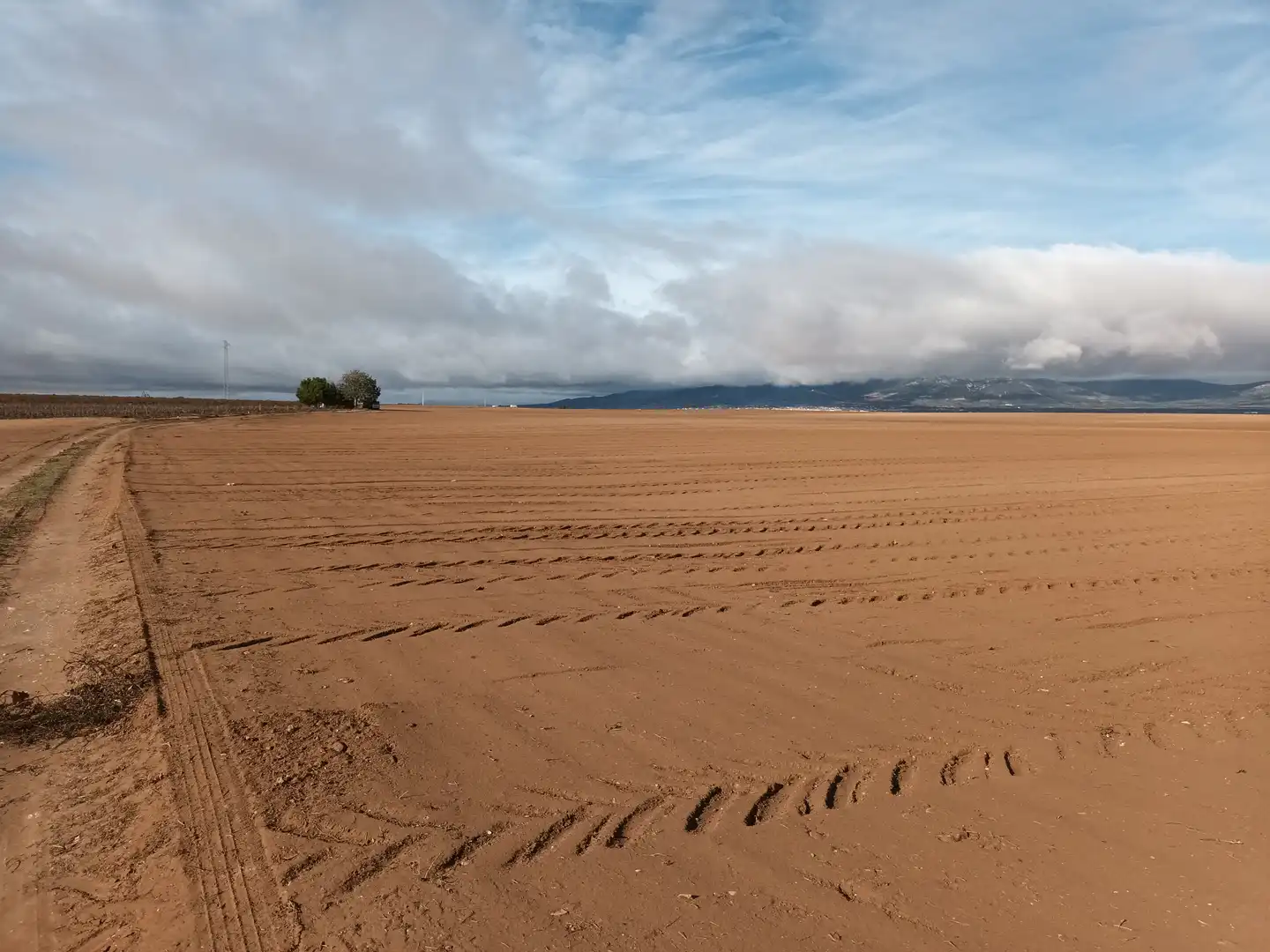 Terreno en venta en Linares