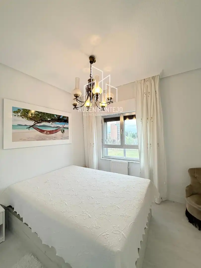 Bedroom of Flat for rent in Salamanca  with Heating, Terrace and Furnished