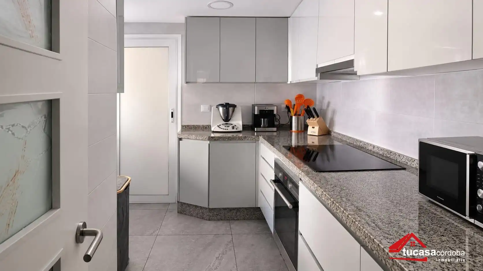 Kitchen of Flat for sale in Córdoba  with Balcony