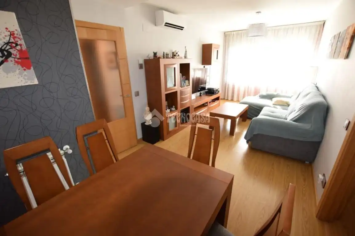 Sala de estar de Piso en venta en Fuenlabrada con Aire acondicionado, Calefacción y Piscina comunitaria