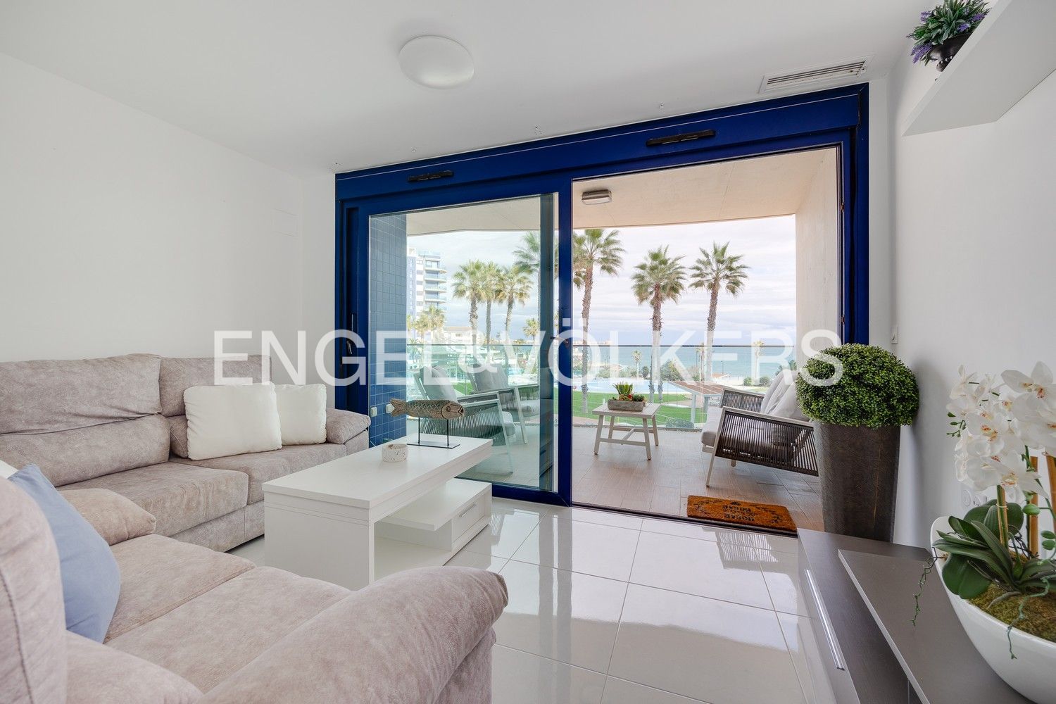 Living room of Apartment for sale in Torrevieja  with Air Conditioner, Heating and Terrace
