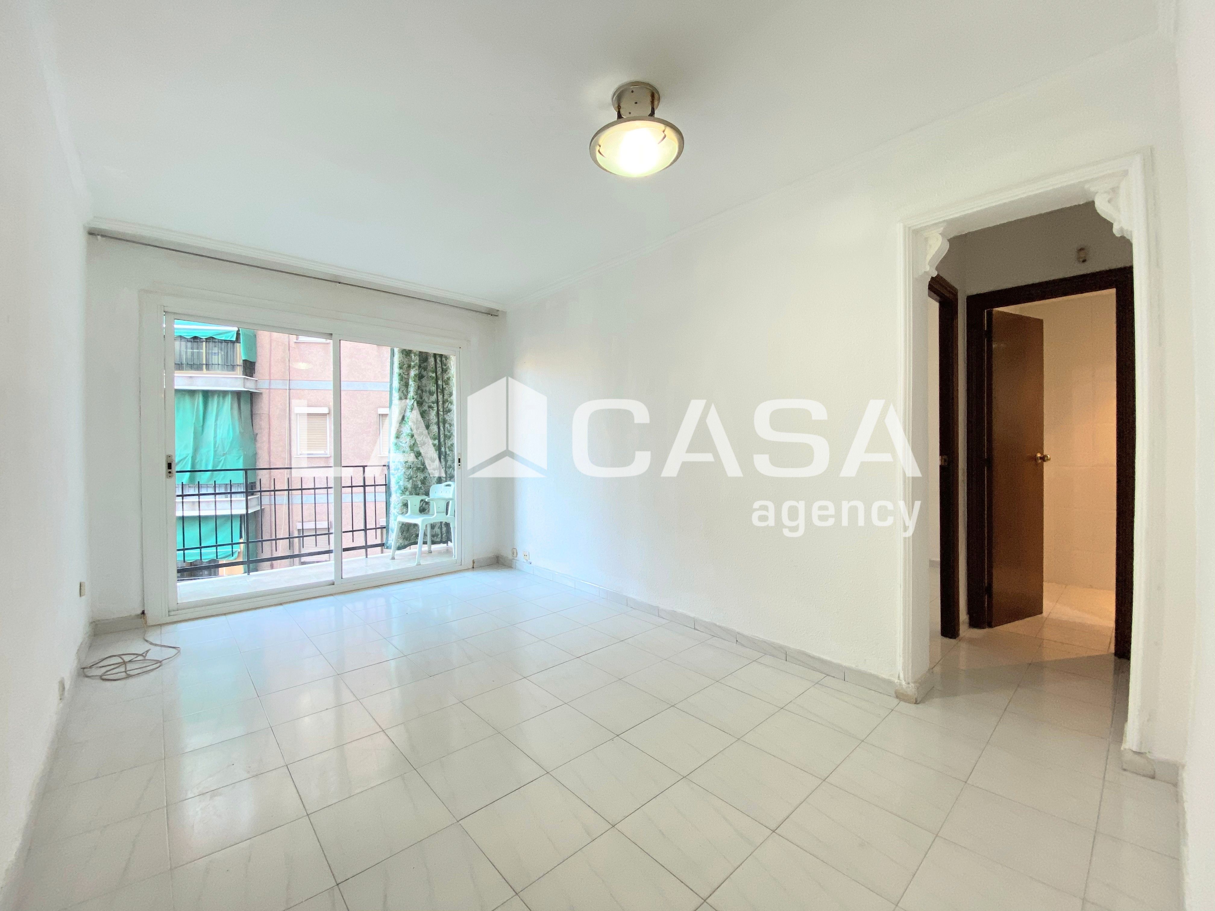 Exterior view of Flat for sale in Sant Adrià de Besòs  with Heating and Balcony