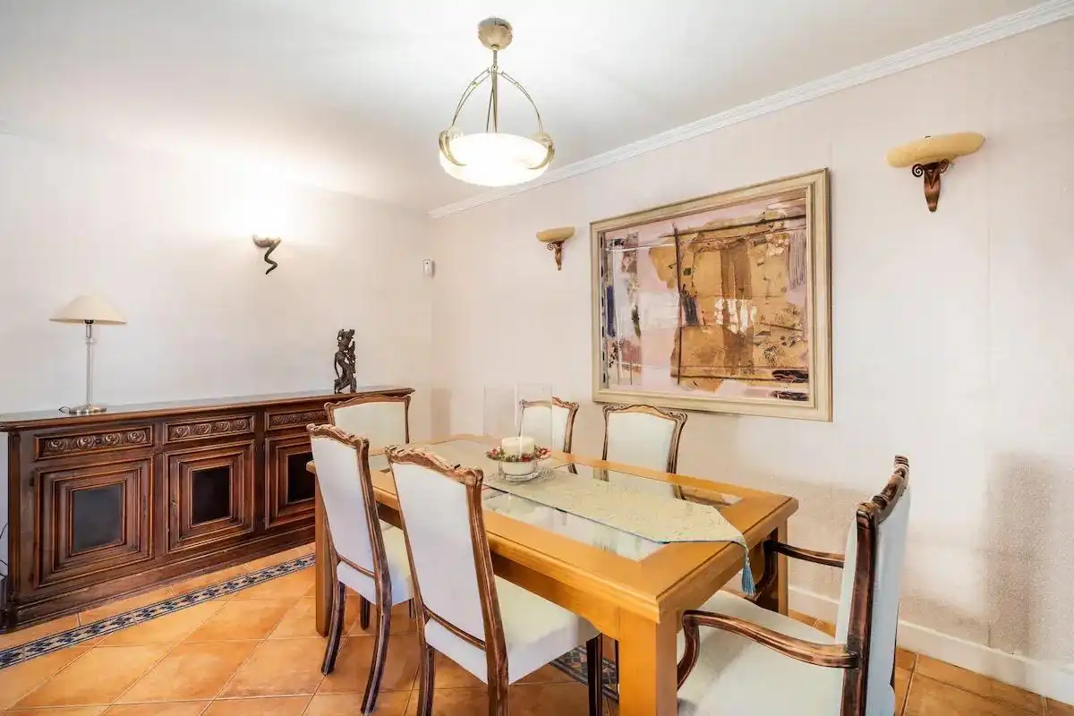 Menjador de Casa o xalet de lloguer en Torrevieja amb Aire condicionat, Calefacció i Jardí privat