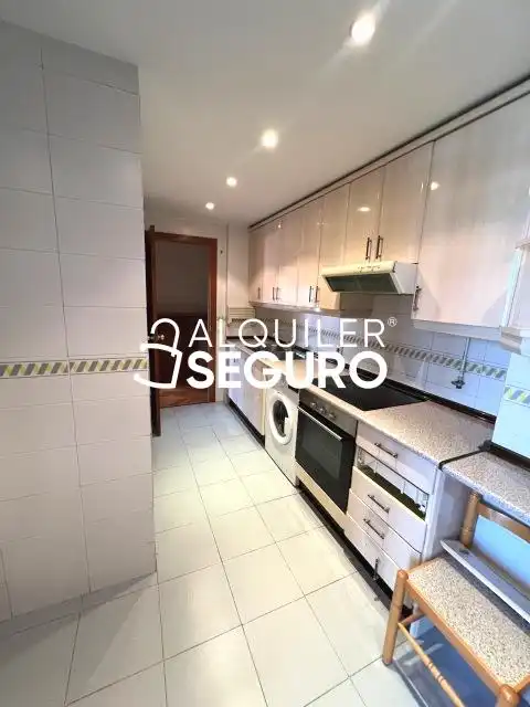 Kitchen of Flat for rent in Madrid  with Heating, Terrace and Furnished