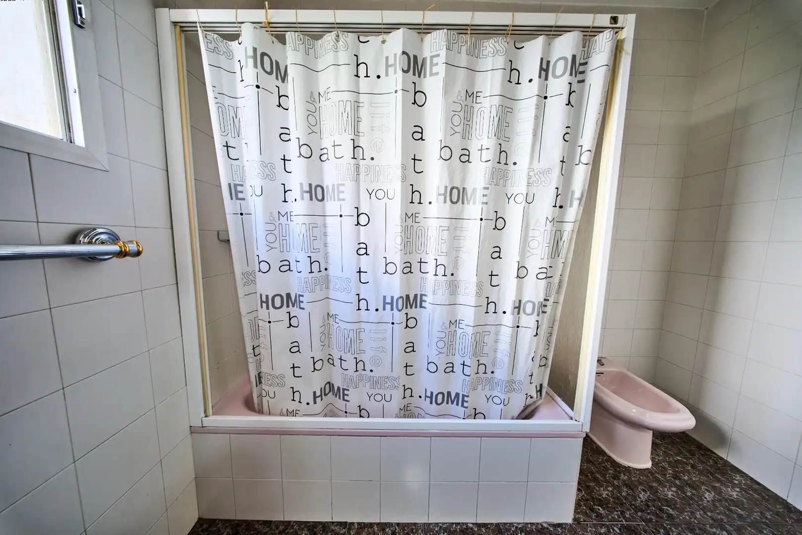 Bathroom of Houses for sale in Cenes de la Vega  with Heating