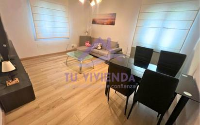 Living room of Flat for sale in Valladolid Capital  with Heating and Furnished