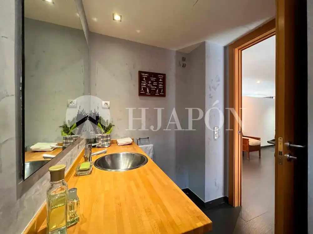 Cocina de Casa o chalet en venta en Alella con Aire acondicionado, Calefacción y Jardín privado