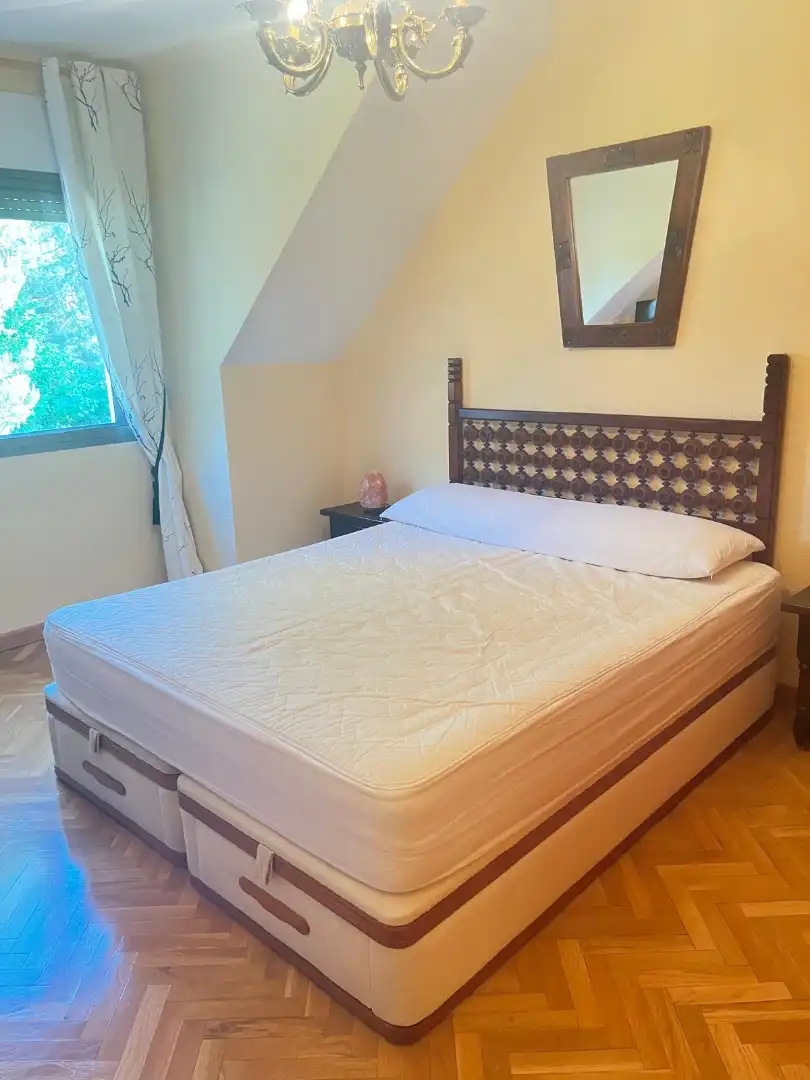 Habitación de Casa o chalet de alquiler en Becerril de la Sierra con Aire acondicionado, Calefacción y Jardín privado