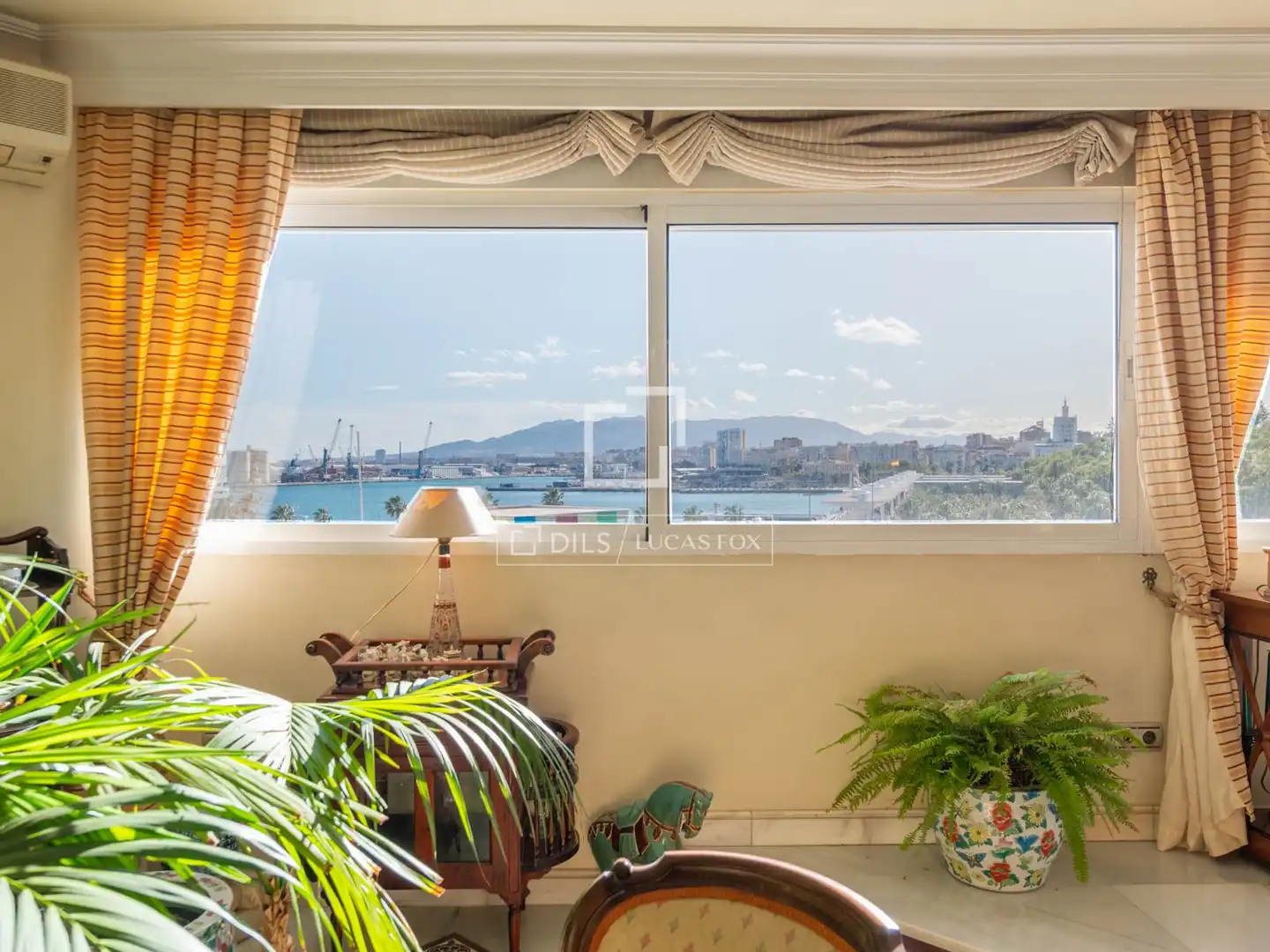 Habitación de Piso en venta en Málaga con Aire acondicionado, Parquet y Terraza