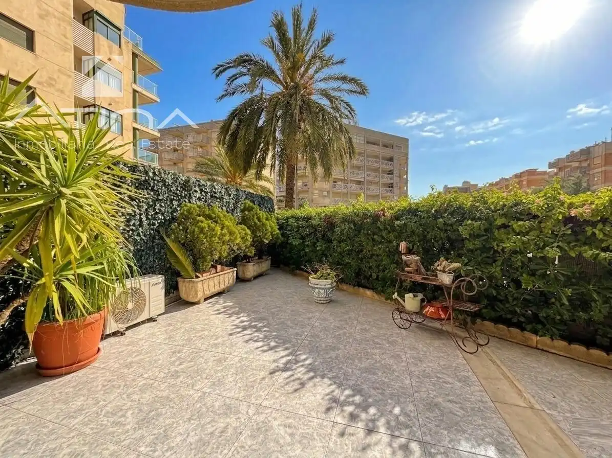 Terraza de Planta baja en venta en Daimús con Aire acondicionado, Calefacción y Jardín privado