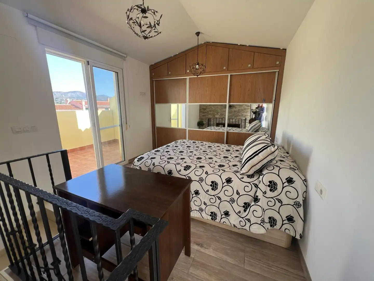 Dormitori de Casa adosada en venda en Soneja amb Aire condicionat, Calefacció i Terrassa