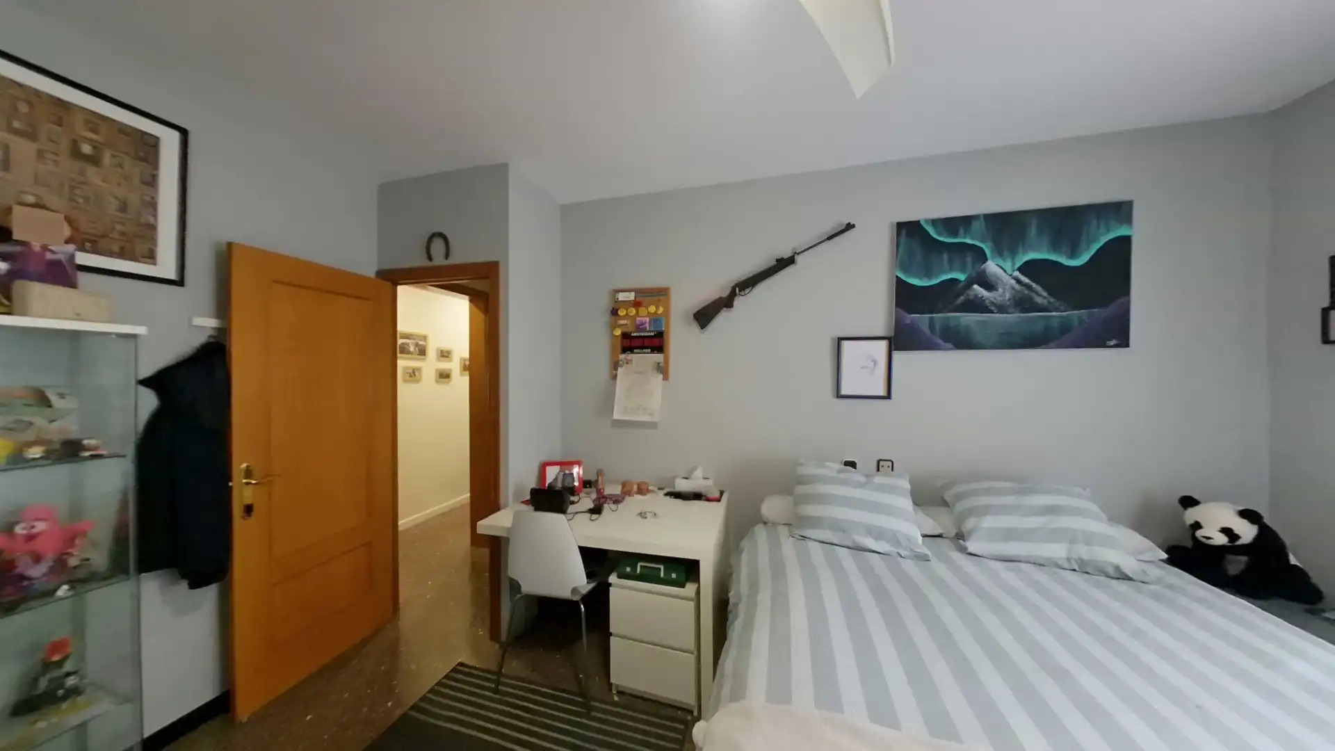 Dormitori de Casa o xalet en venda en Castellar del Vallès amb Aire condicionat, Calefacció i Jardí privat
