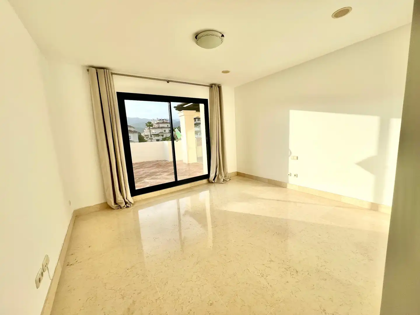 Penthouse with terrace for sale in Los Arqueros  - Puerto del Almendro, imagen 23