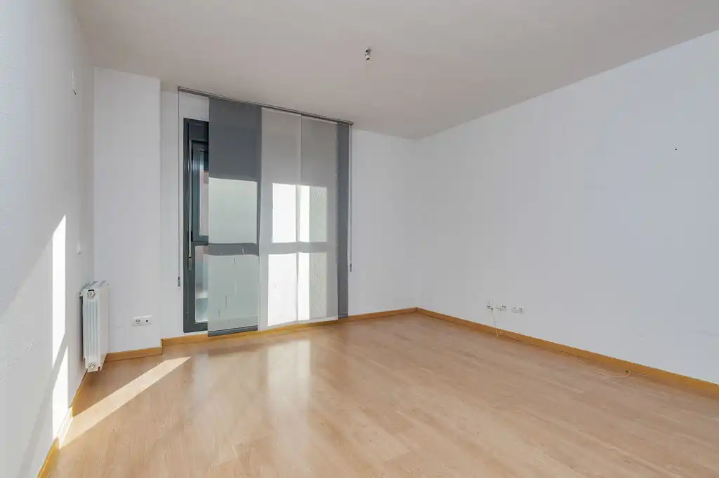Habitación de Piso en venta en Pinto con Calefacción, Trastero y Piscina