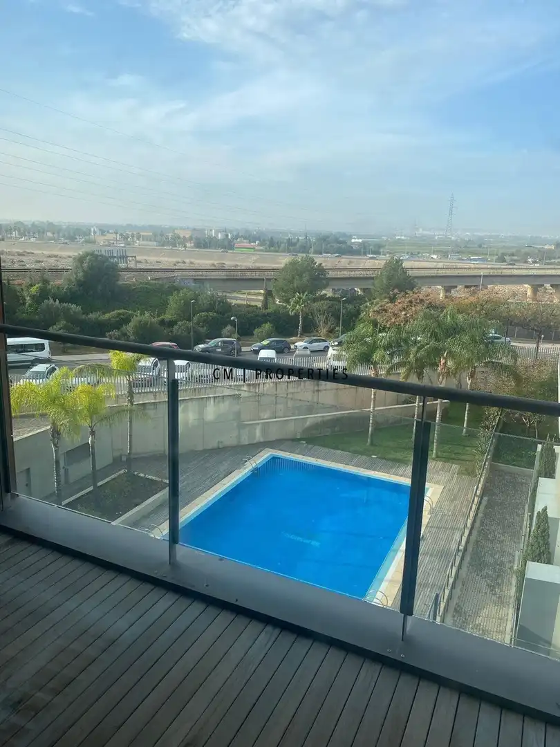 Ático con terraza en alquiler en Cruz Roja, imagen 9