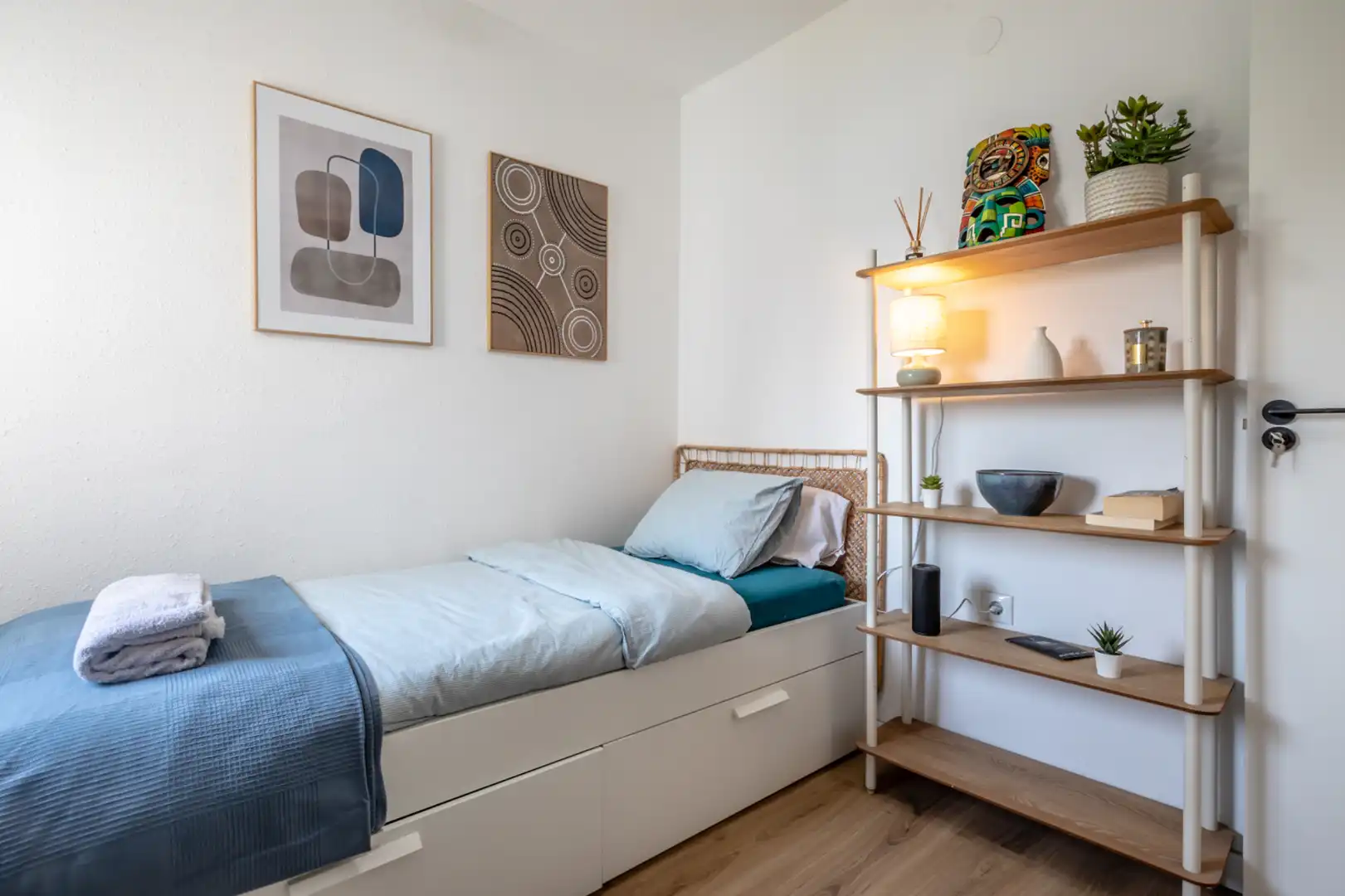 Schlafzimmer von Wohnungen zur Miete in Valencia mit Klimaanlage, Heizung und Parkett